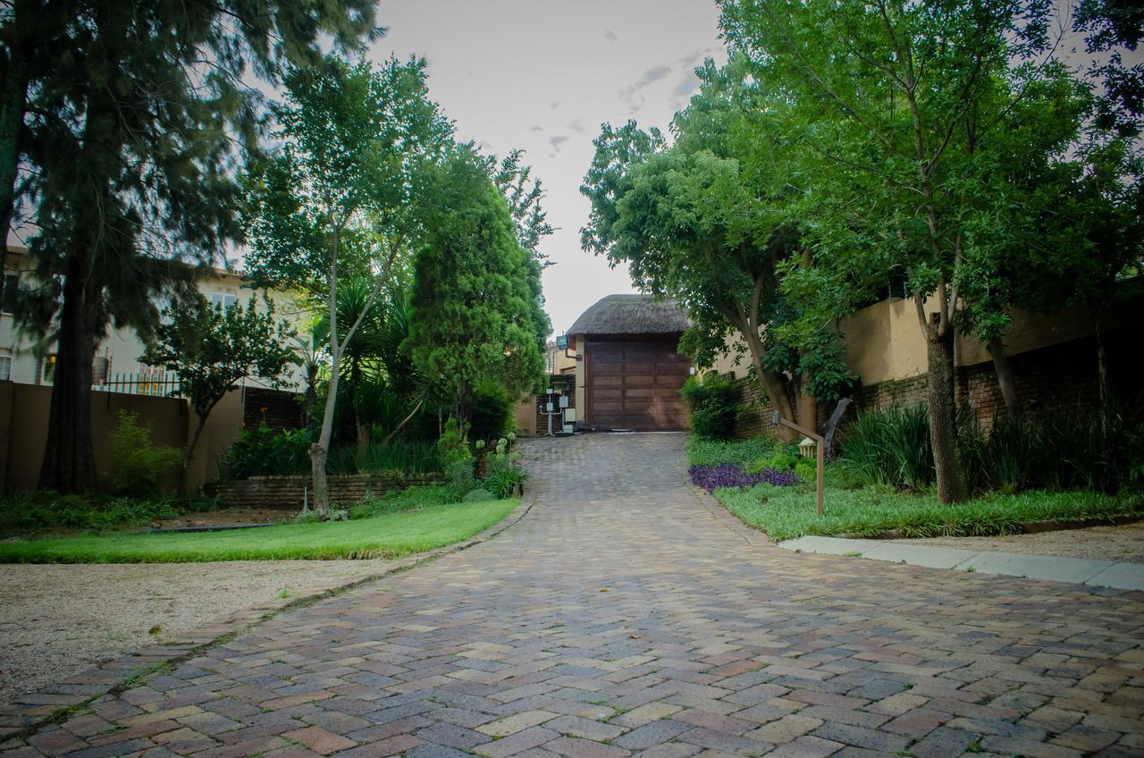 The Rivonia River Lodge Johannesburg Exterior photo